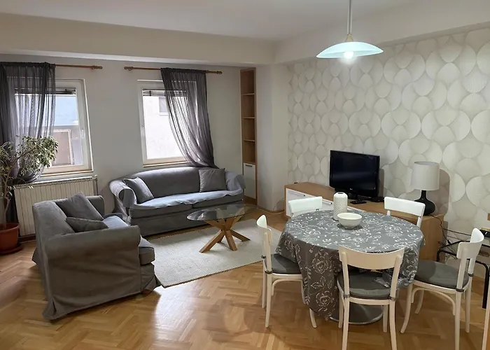 Modern&cozy In Apartament